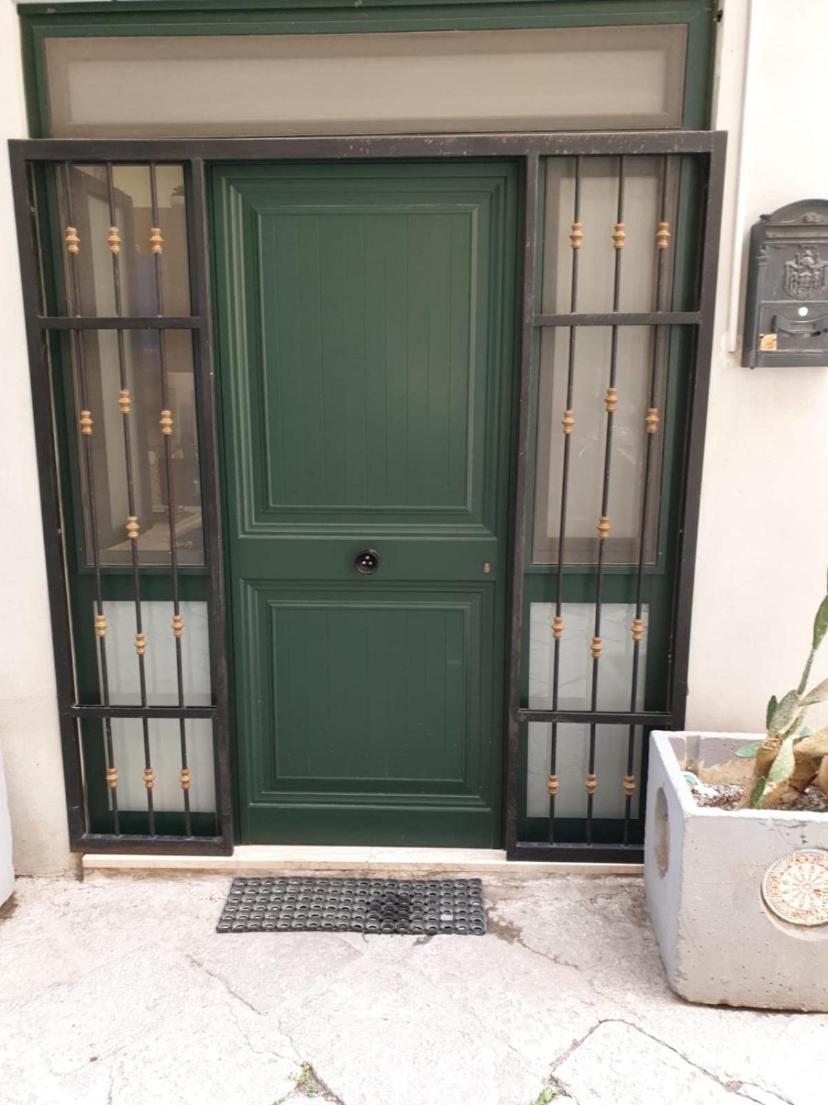 Casa Vacanza Di Via Giacalone Palermo Exterior foto